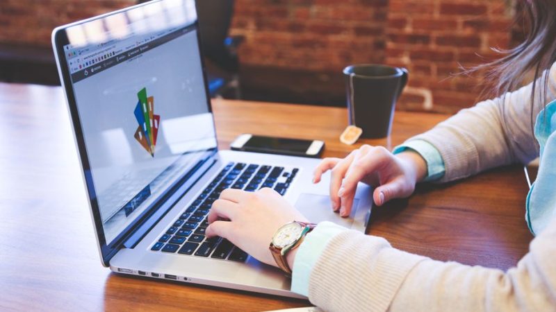Сколько платят за разработку сайтов: реальные цифры и факторы