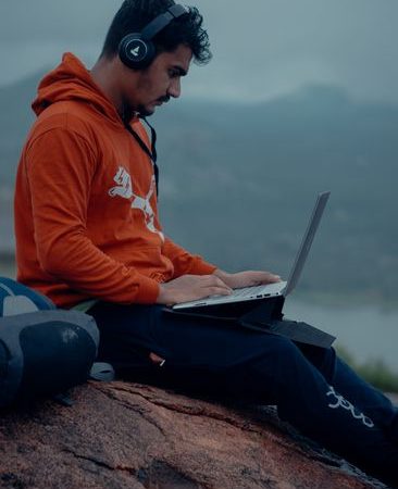 Как выбрать фриланс-платформу: сравнение XDBay и других бирж для заказчиков и специалистов