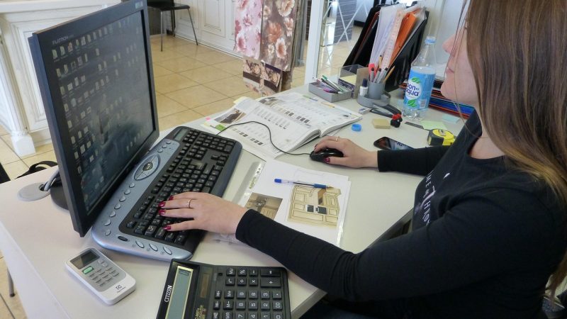 Как легально зарабатывать на фрилансе: самозанятость, налоги и выбор платформы для удаленной работы