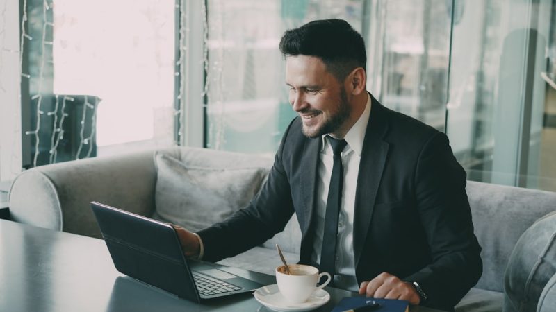 Как выбрать надёжные биржи для удалённой работы: легальные способы заработка в интернете