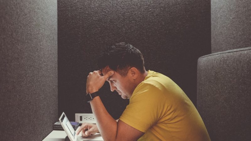Как безопасно заказать IT-проекты на биржах фриланса: пошаговое руководство