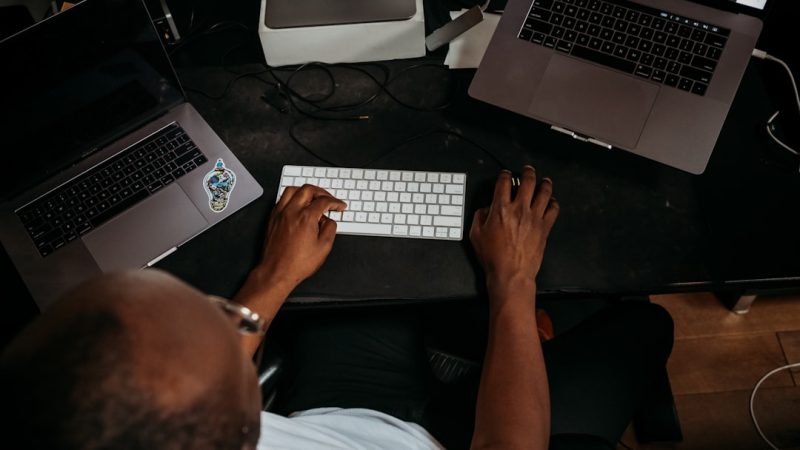 Как выбрать биржу фриланса: безопасность, комиссии и лучшие платформы для удаленной работы