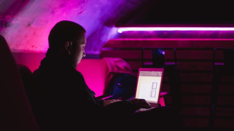 Фриланс-перевод: как зарабатывать на удалённой работе с иностранными языками