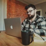 Топ-10 фриланс-платформ для дизайнеров в 2024 году: как выбрать лучшую биржу для заказов на графический дизайн и верстку unsplash_616.jpg