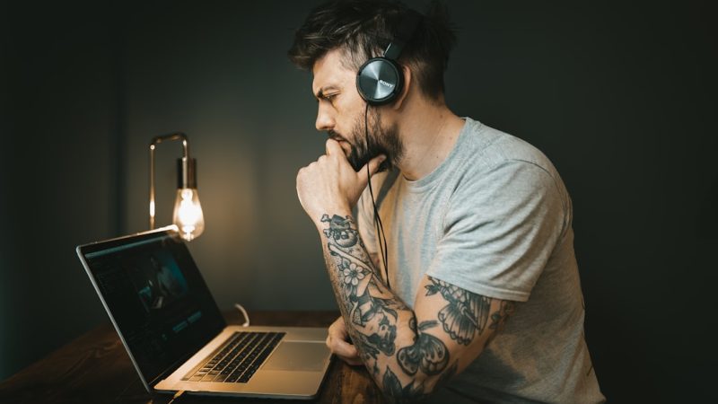 Как найти вакансии для фрилансеров: безопасные платформы и шаги для успешной карьеры в удаленной работе