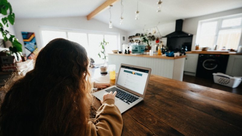 Как начать работать на фрилансе с нуля и зарабатывать удаленно